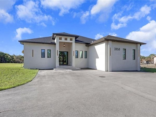 2858 26th AVE SE, NAPLES, FL 34117