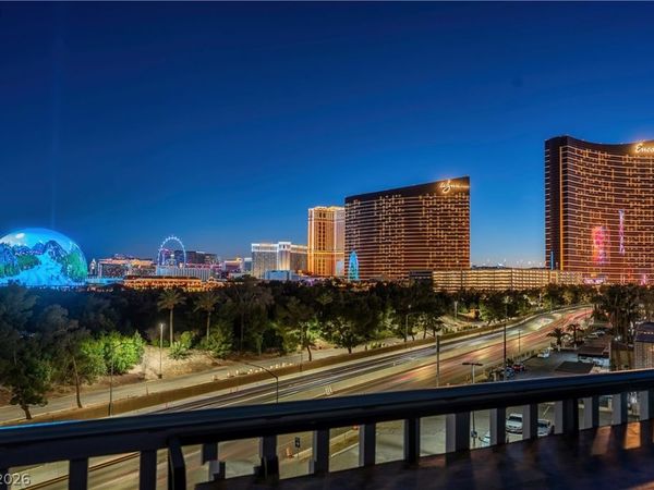 360 E Desert Inn Road , Unit 607, Las Vegas, NV 89109