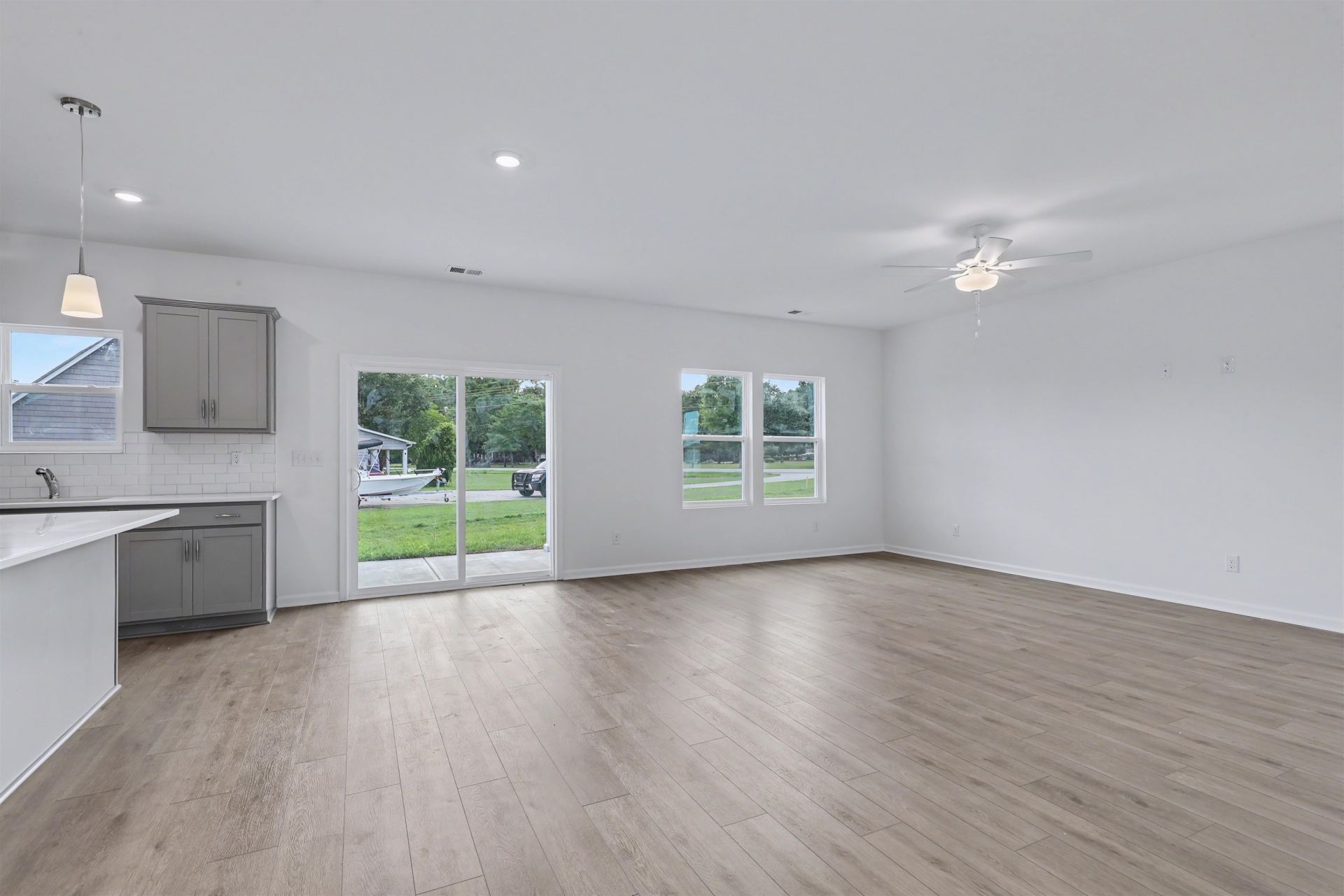 461 Atamasco Ct. Photo 13