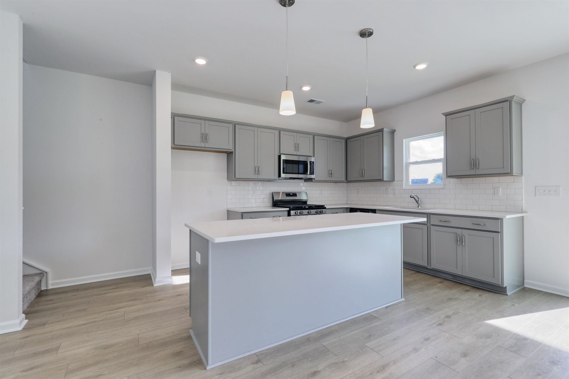 461 Atamasco Ct. Photo 6