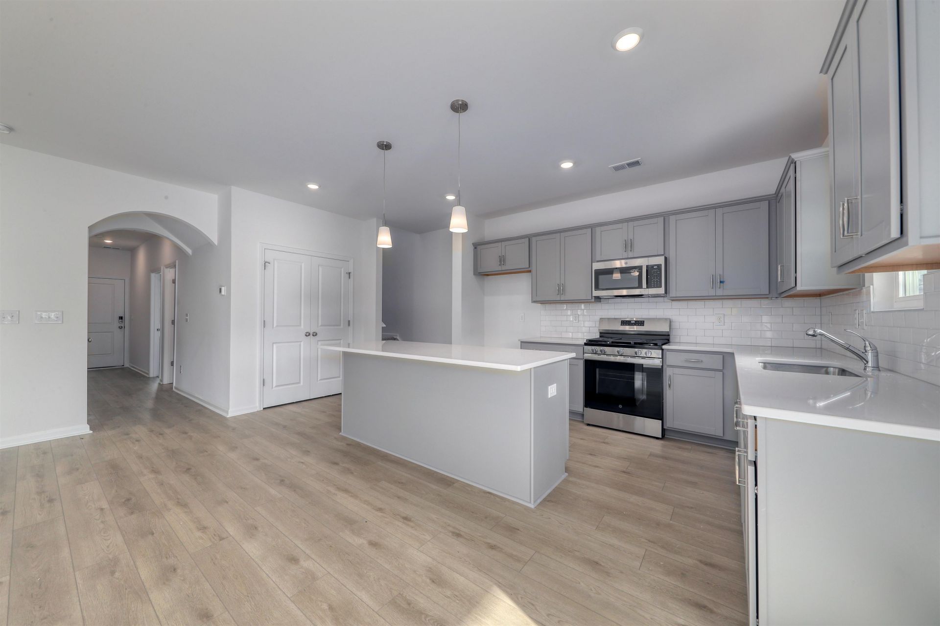 461 Atamasco Ct. Photo 7