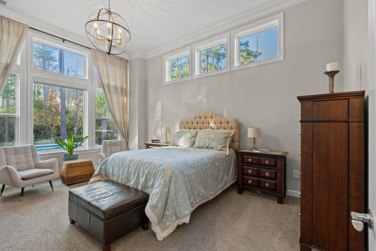 208 Starlit Way Photo 11