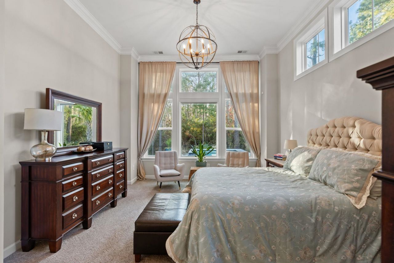 208 Starlit Way Photo 12