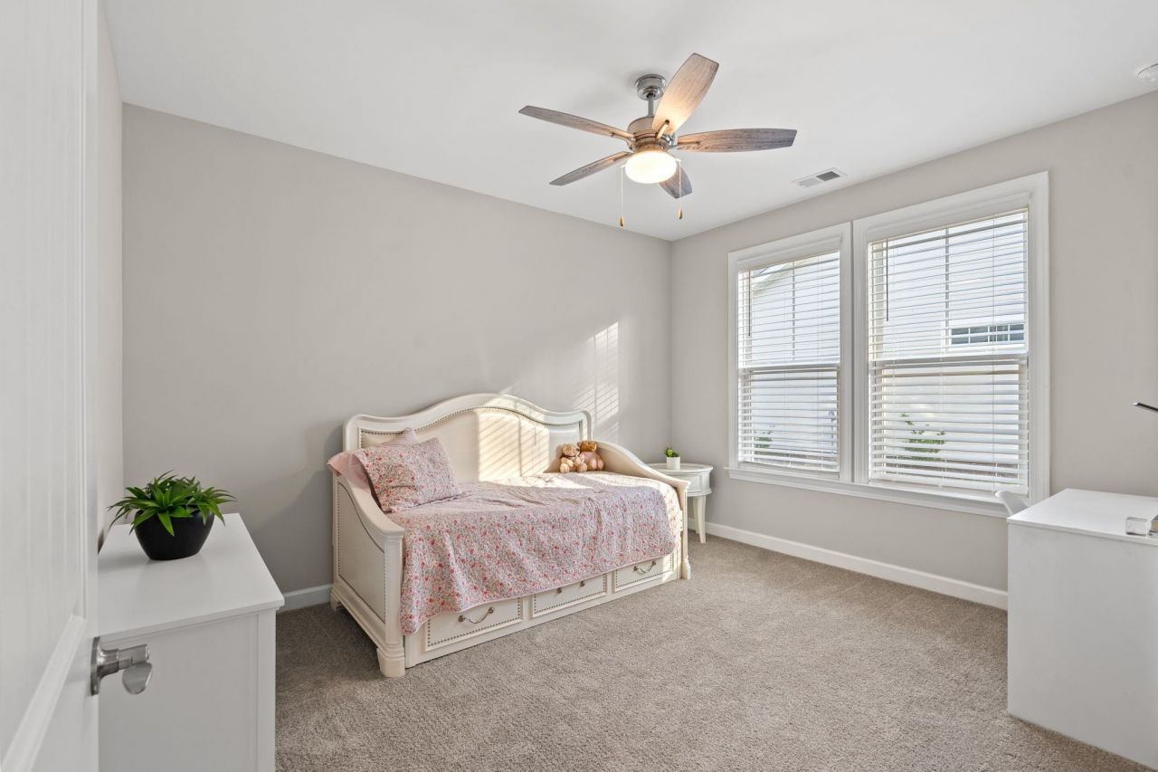 208 Starlit Way Photo 17