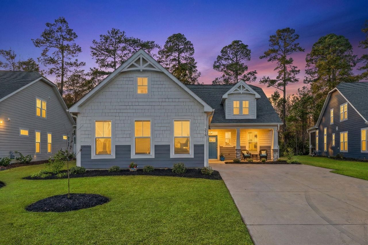 208 Starlit Way Photo 2