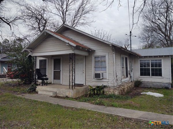 104 Eastwood Street, San Marcos, TX 78666