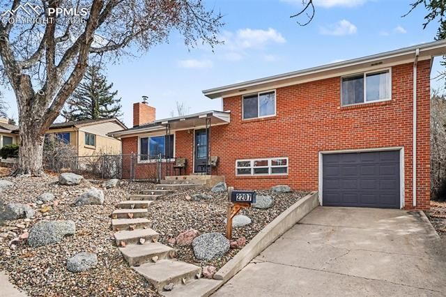 2207 Mcarthur Avenue, Colorado Springs, CO 80909 Main Photo
