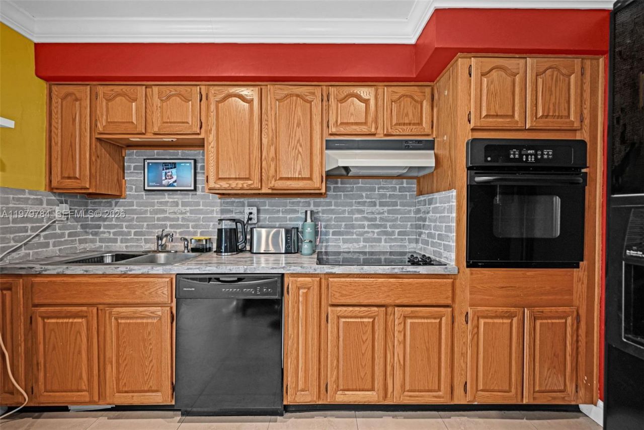 8935 SW 186th Ter , Cutler Bay, FL 33157 Photo