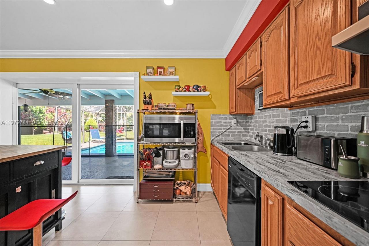 8935 SW 186th Ter , Cutler Bay, FL 33157 Photo