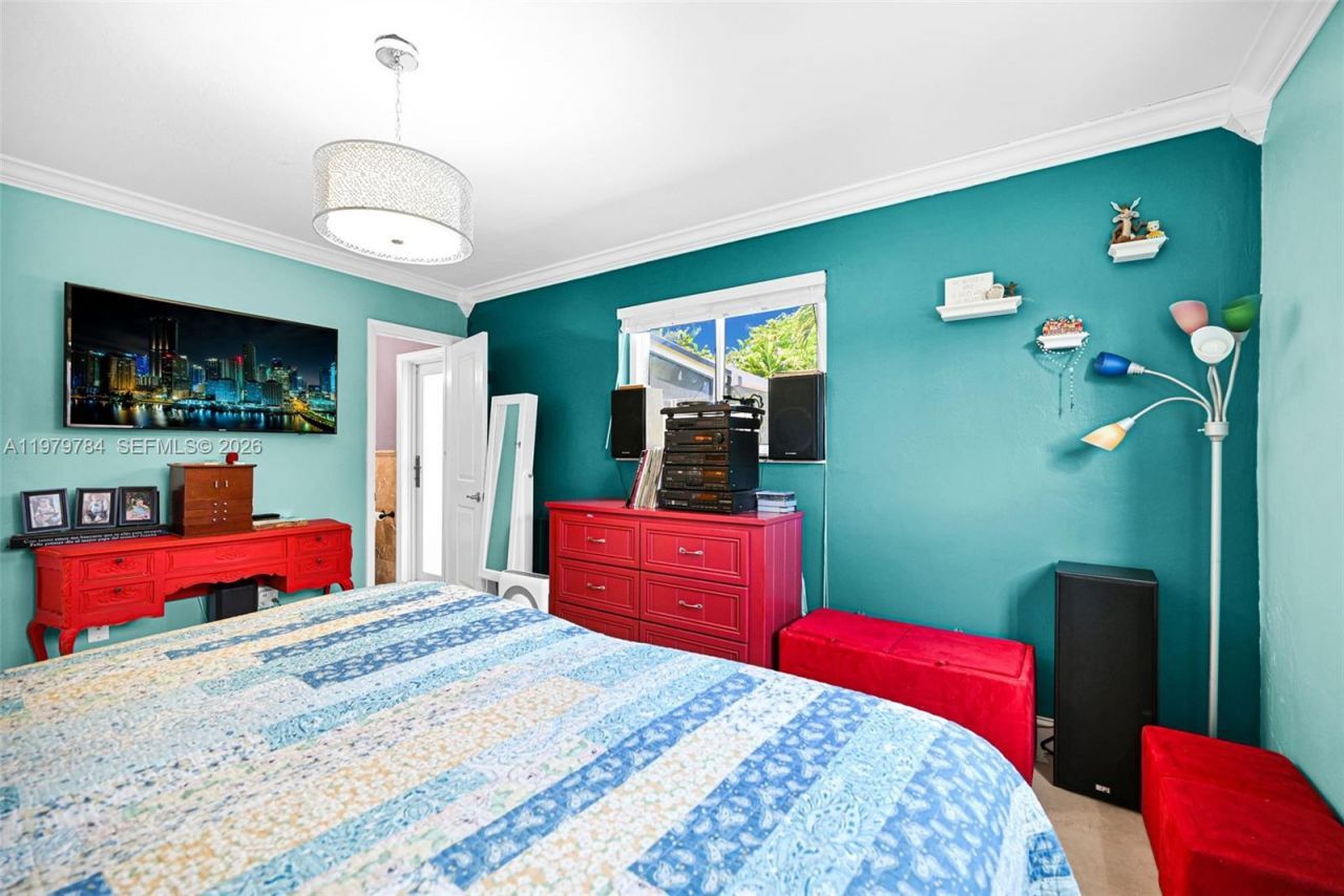 8935 SW 186th Ter, Cutler Bay, FL 33157 Photo