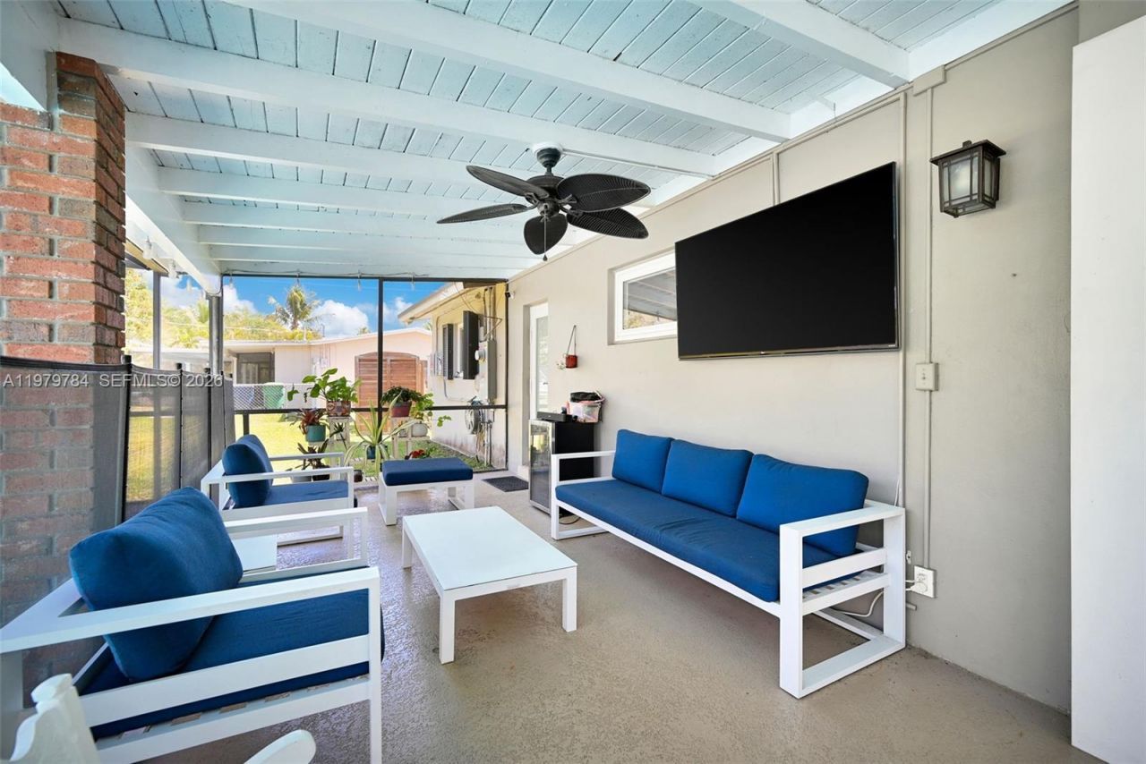 8935 SW 186th Ter , Cutler Bay, FL 33157 Photo