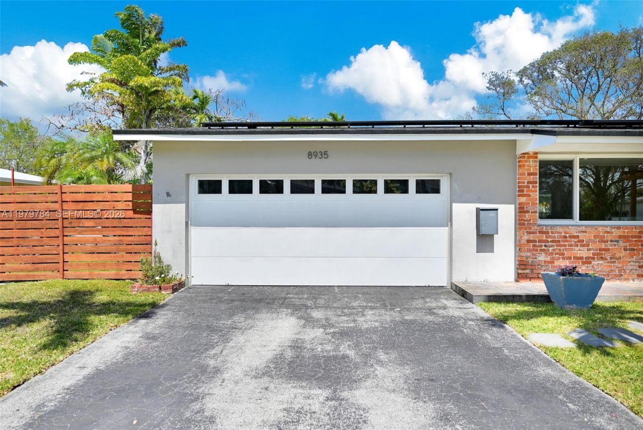 8935 SW 186th Ter , Cutler Bay, FL 33157 Photo