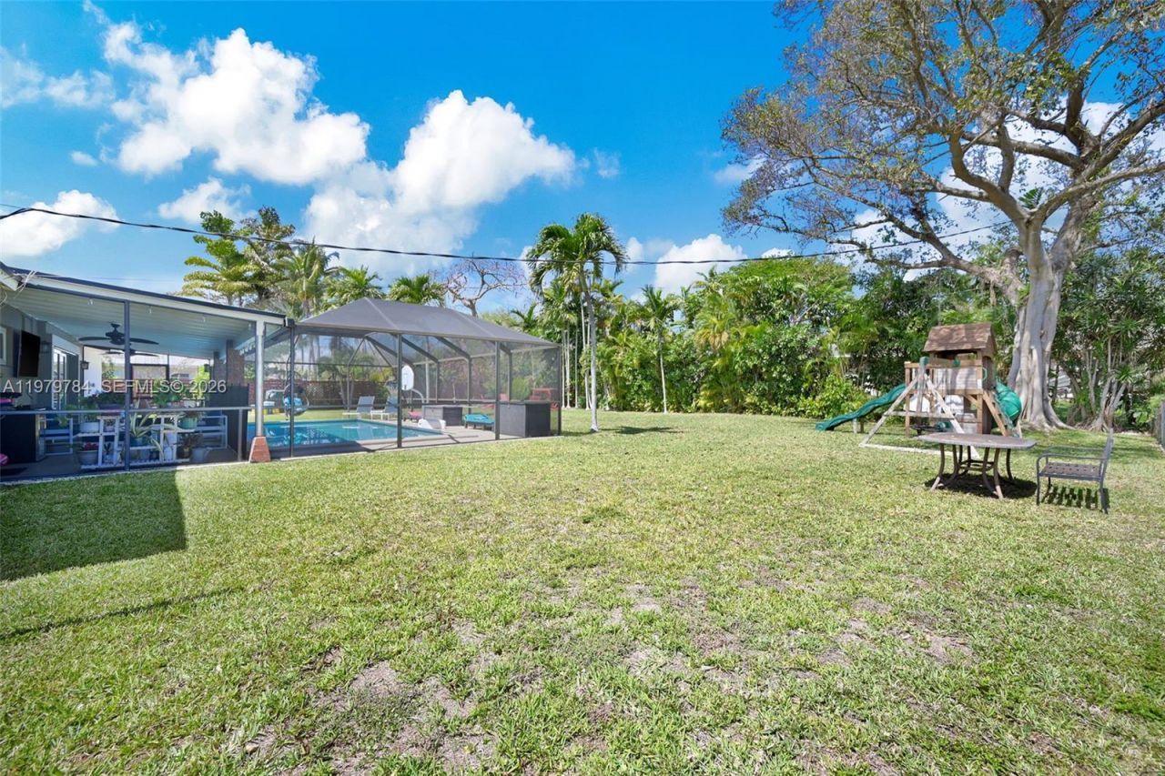 8935 SW 186th Ter , Cutler Bay, FL 33157 Photo