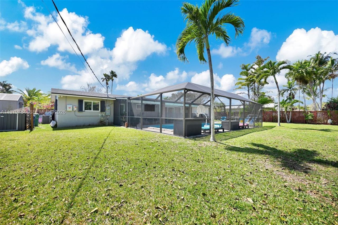 8935 SW 186th Ter , Cutler Bay, FL 33157 Photo