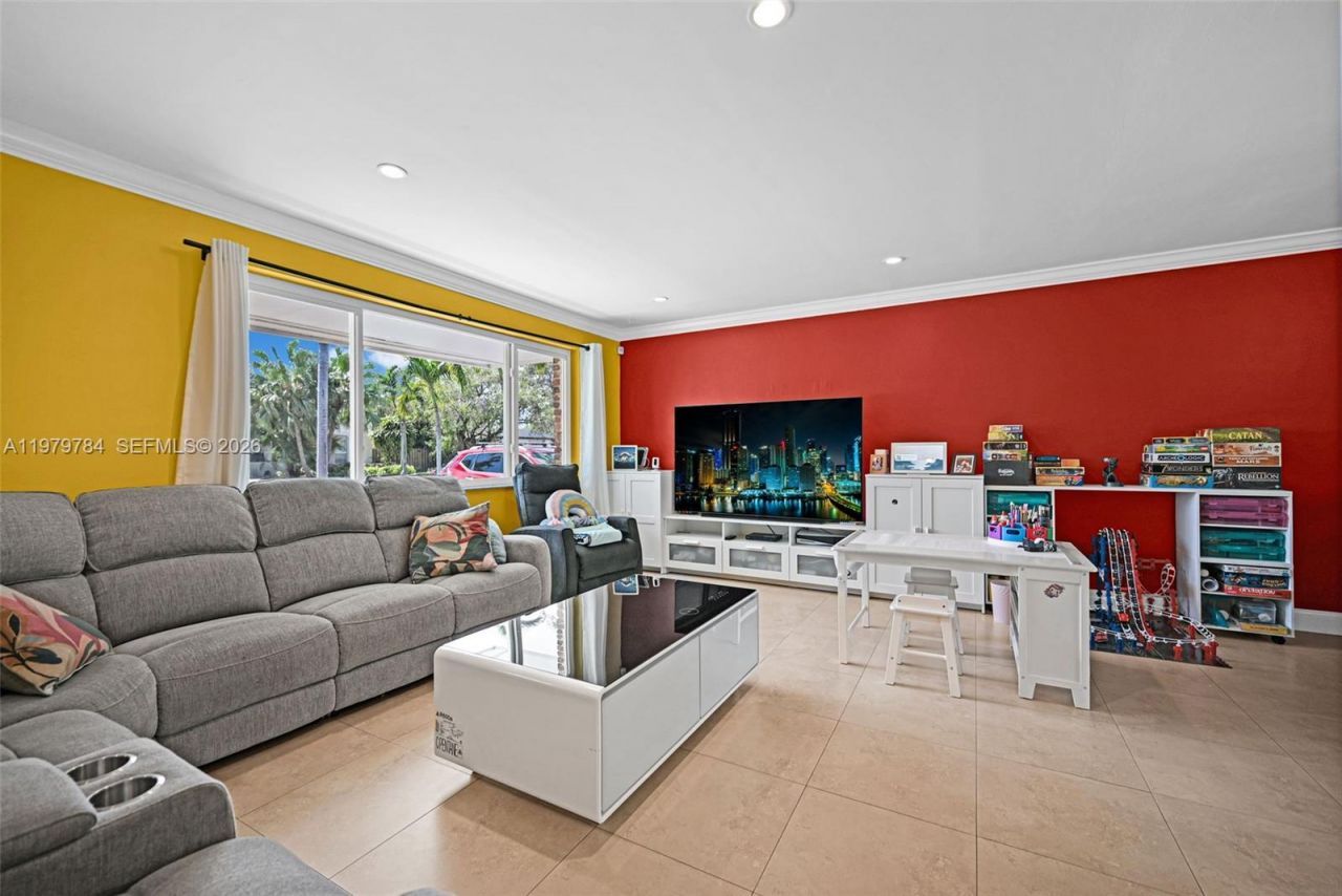 8935 SW 186th Ter , Cutler Bay, FL 33157 Photo