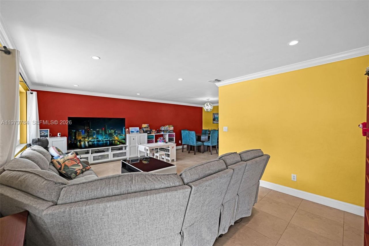 8935 SW 186th Ter, Cutler Bay, FL 33157 Photo