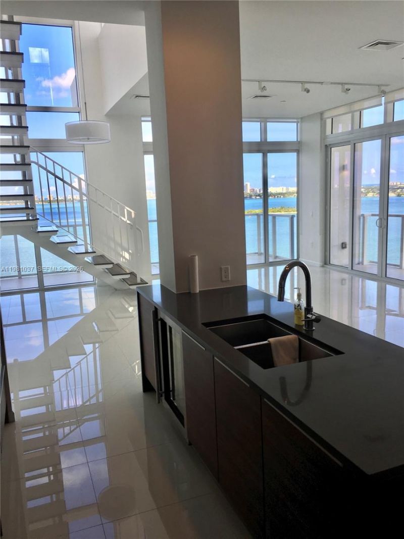 601 NE 27th St, Unit 1906, Miami, FL 33137 Photo
