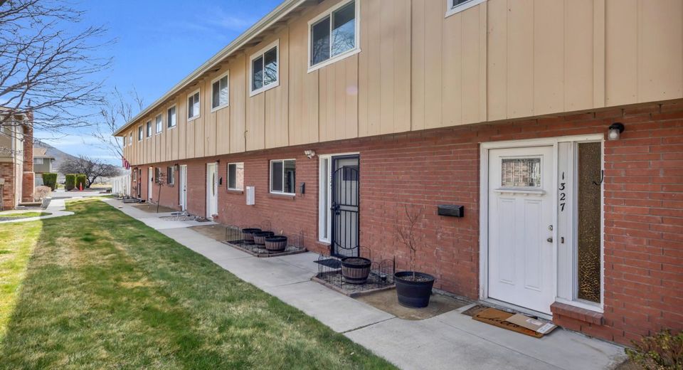 1325 N Green Court, Carson City, NV 89701 Photo