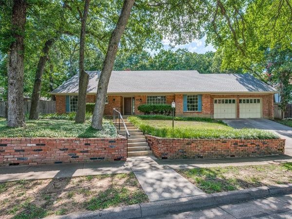 1902 Mossy Oak Street, Arlington, TX 76012