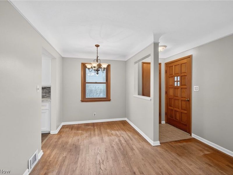 5229 Melody Lane, Willoughby, OH 44094 Photo 10