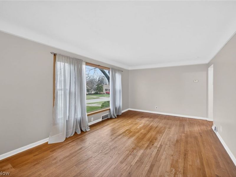 5229 Melody Lane, Willoughby, OH 44094 Photo 12