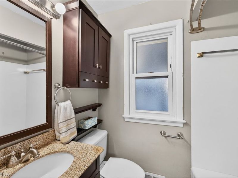 5229 Melody Lane, Willoughby, OH 44094 Photo 17