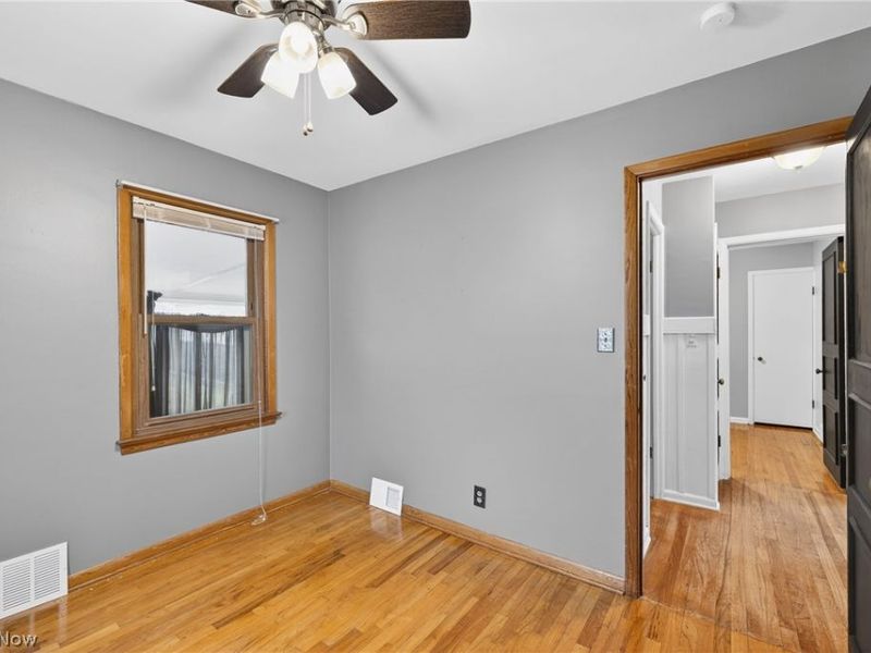 5229 Melody Lane, Willoughby, OH 44094 Photo 21