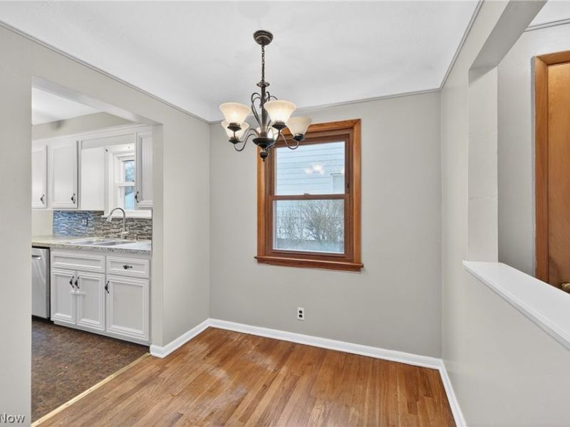 5229 Melody Lane, Willoughby, OH 44094 Photo 9