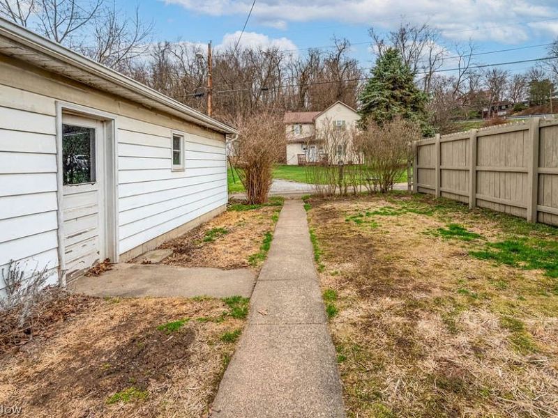 1055 Ambrose Avenue, East Liverpool, OH 43920 Photo 27