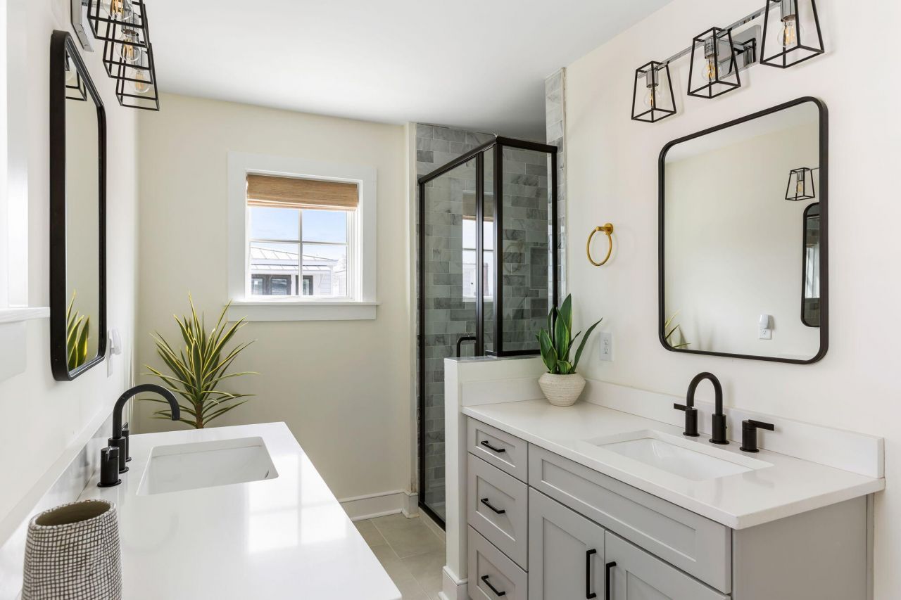 18 Iron Forge Alley Photo 21