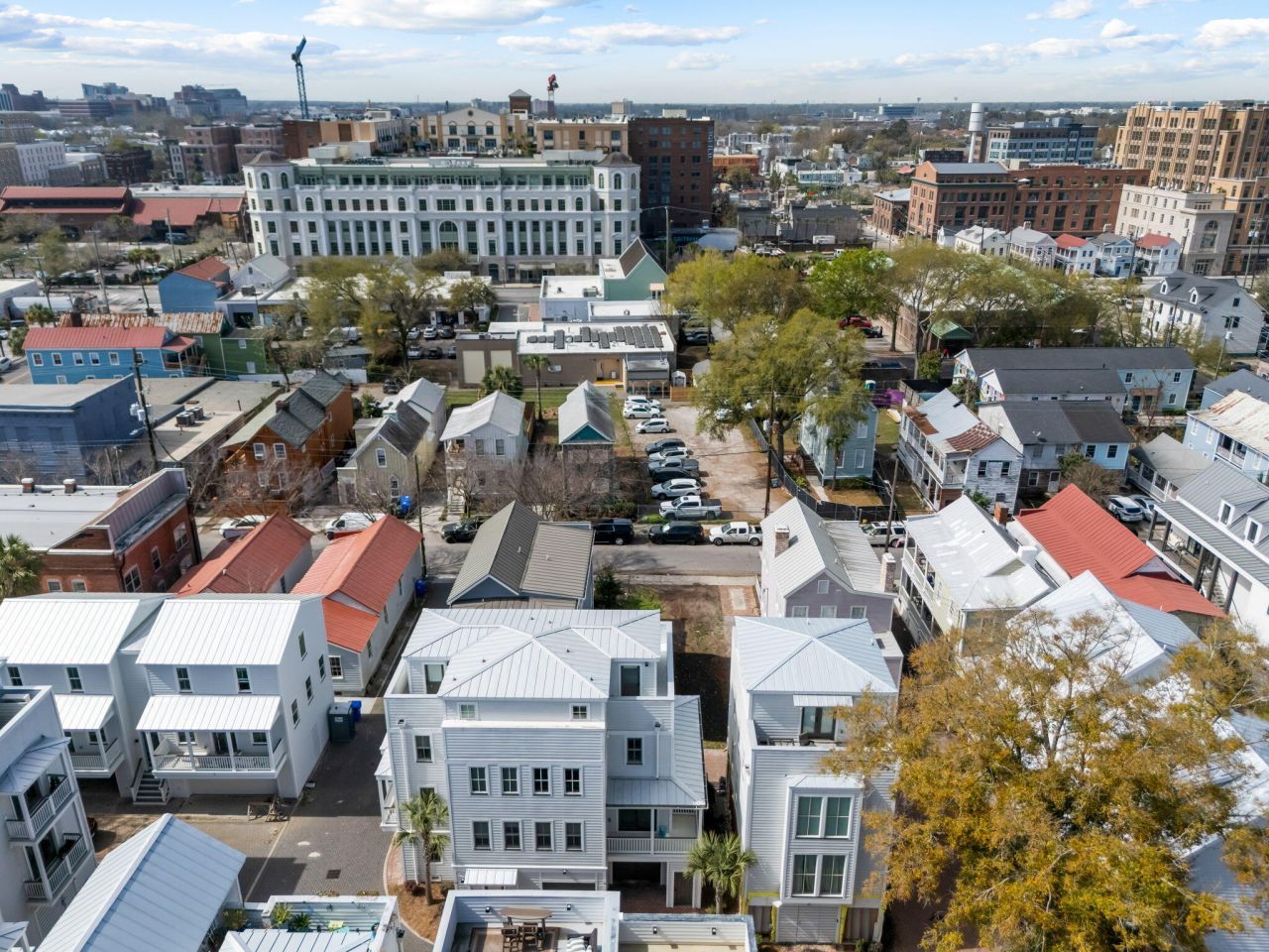 18 Iron Forge Alley Photo 28