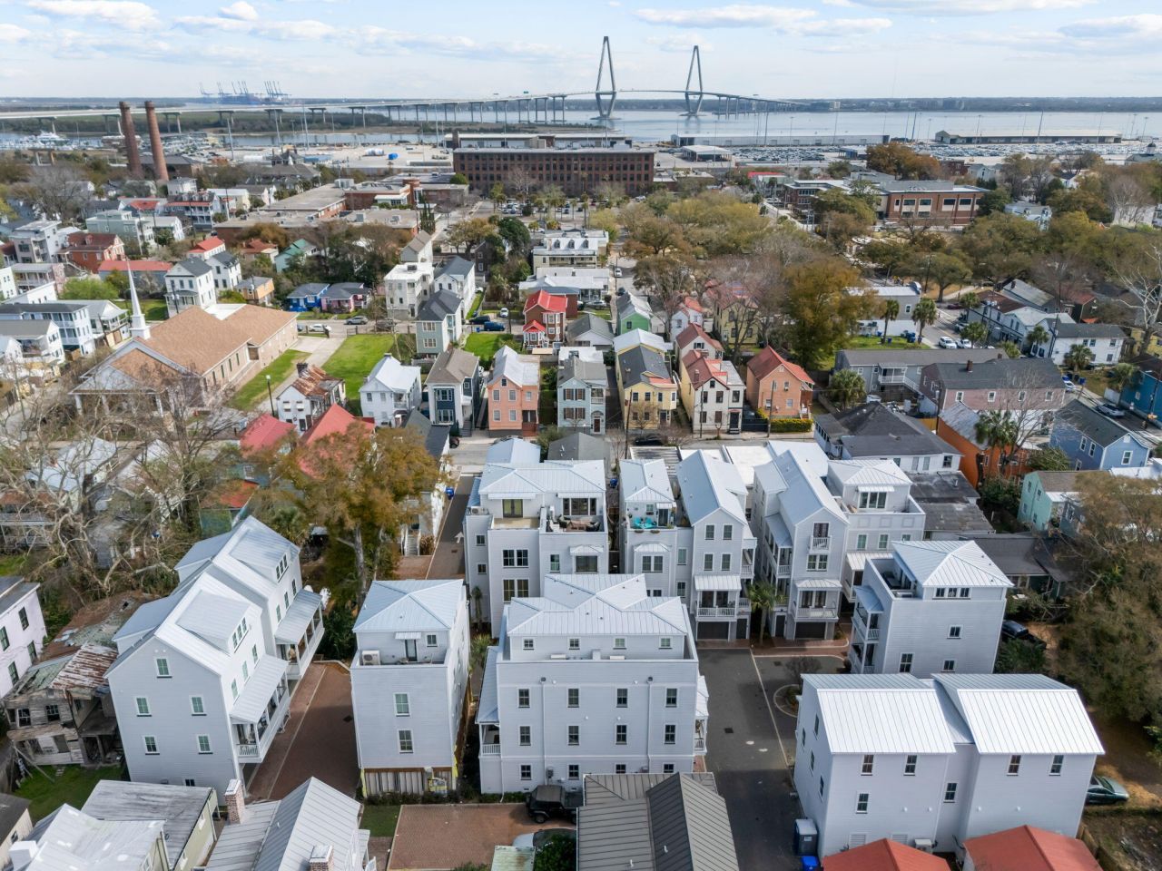 18 Iron Forge Alley Photo 32