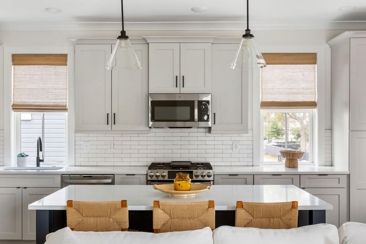 18 Iron Forge Alley Photo 9