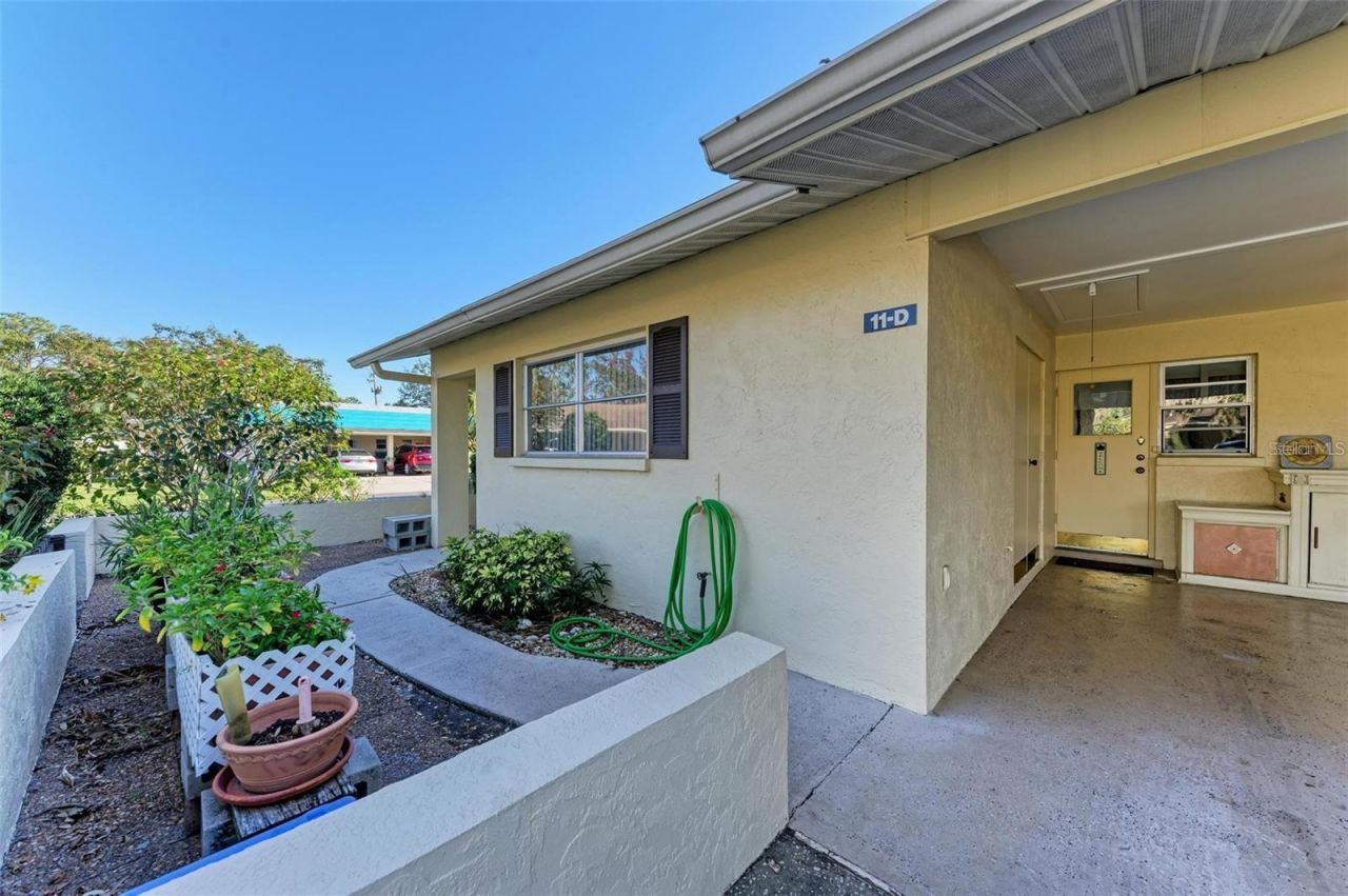 390 301 Boulevard W, Unit 11D, Bradenton, FL 34205 Photo