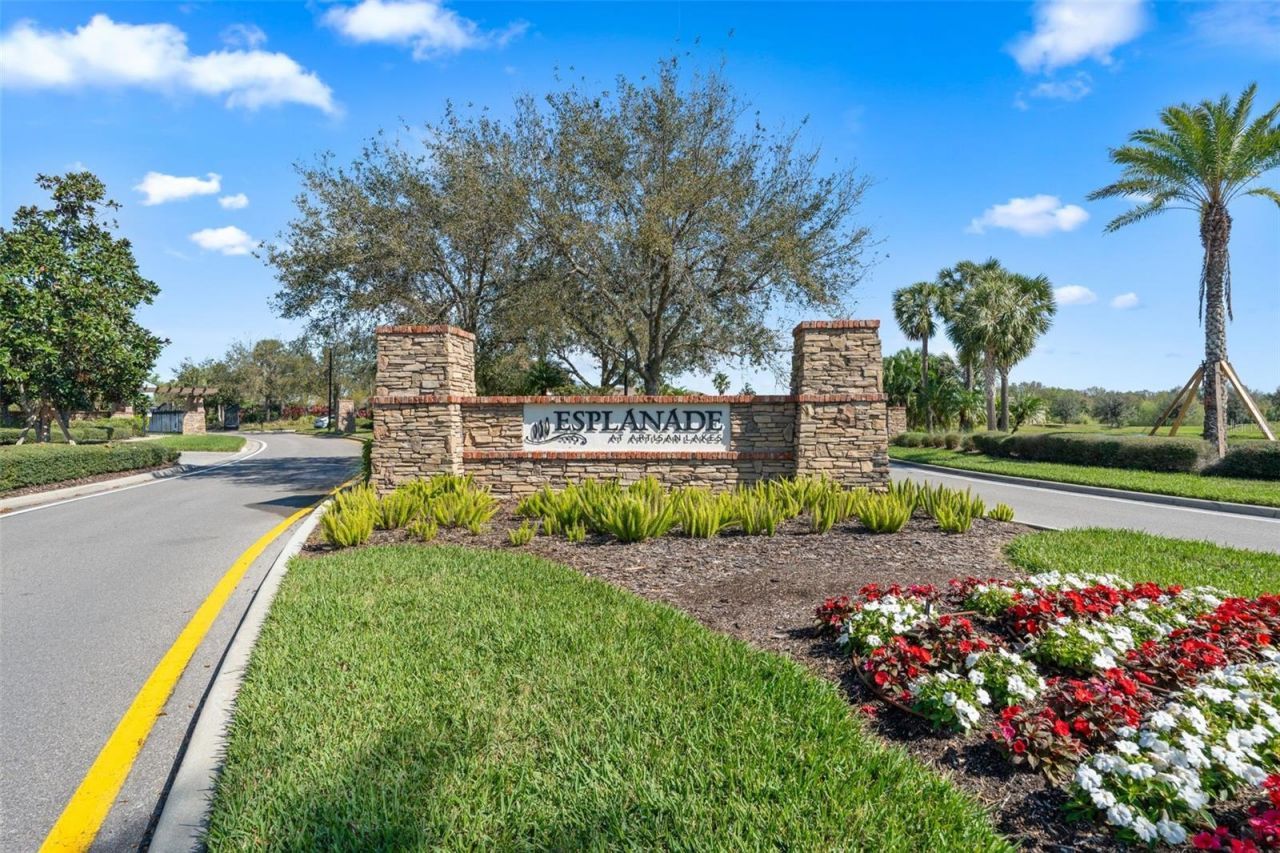10604 Wicker Park Place, Palmetto, FL 34221 Photo