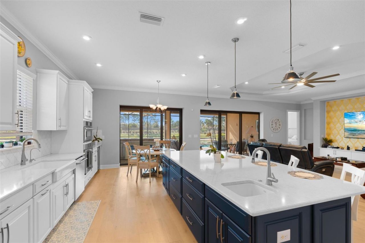 10604 Wicker Park Place, Palmetto, FL 34221 Photo