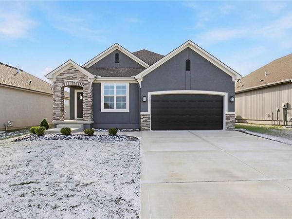 15449 W 173rd Street, Olathe, KS 66062