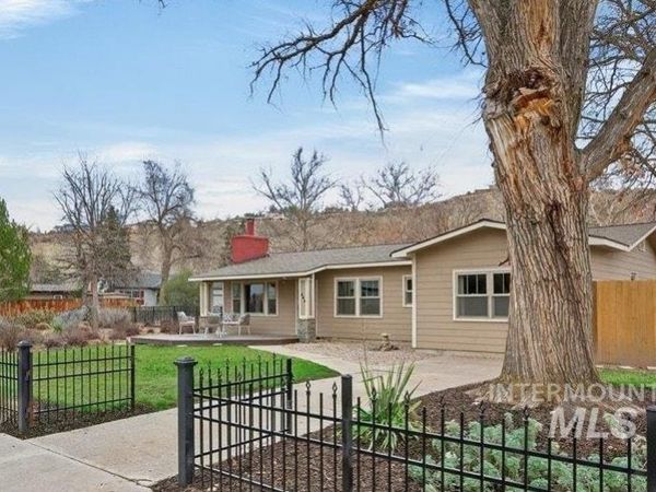 506 N Hillview Drive, Boise, ID 83712