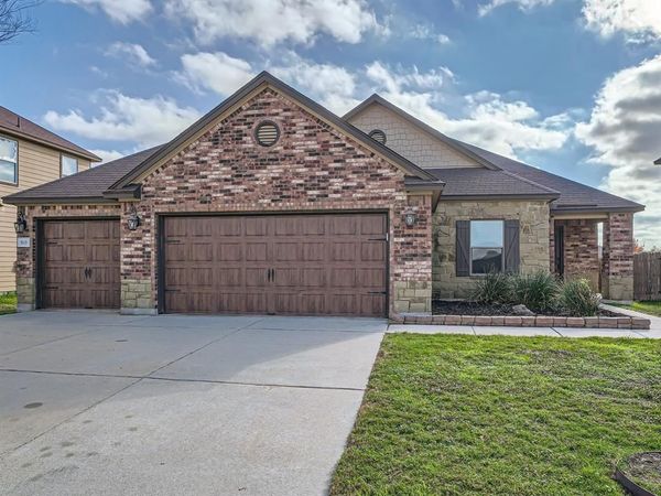 503 Carrington ST , Hutto, TX 78634