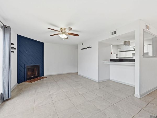 1717 S Brightside View Dr, Unit #F, Baton Rouge, LA 70820