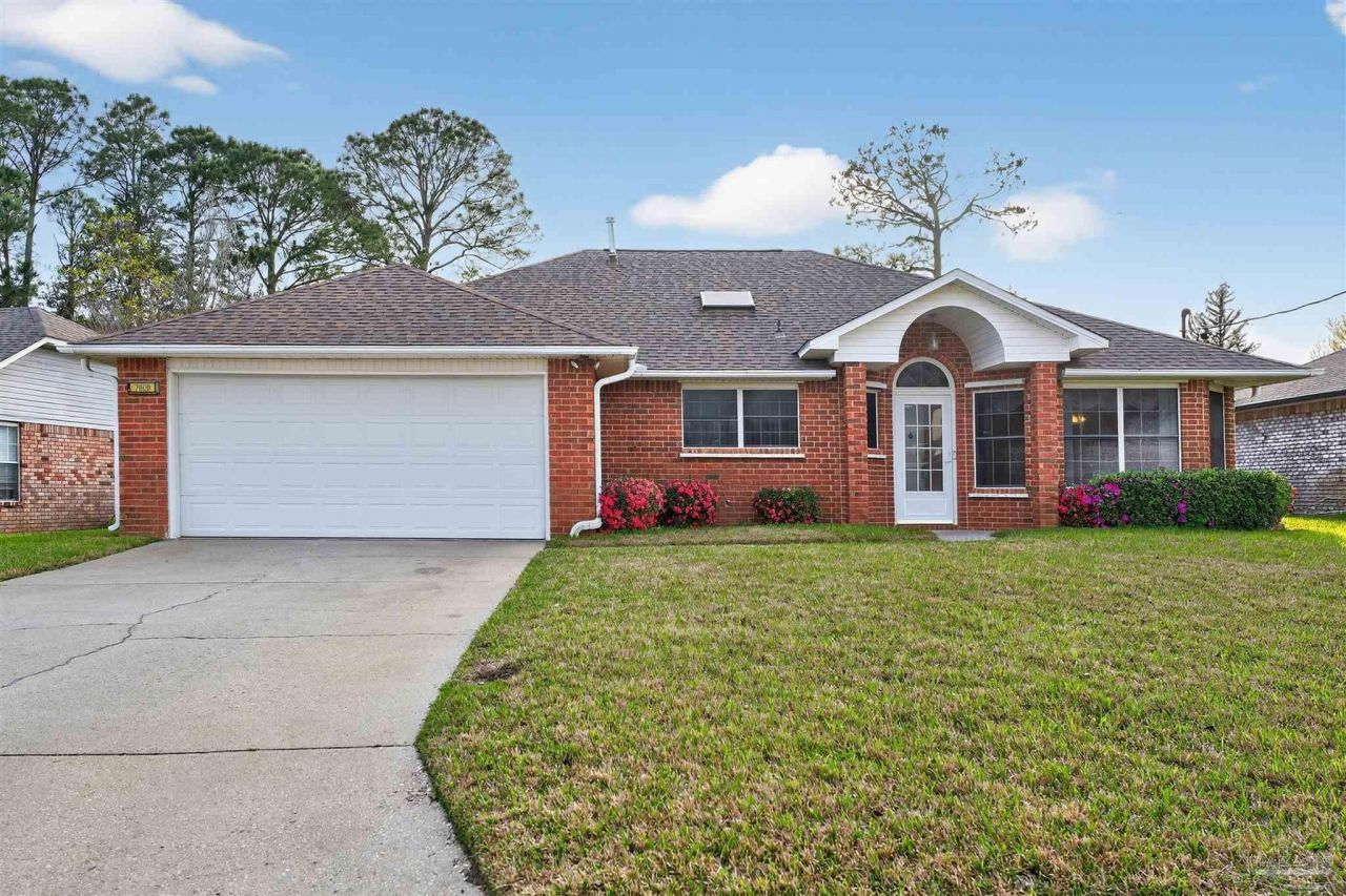 7039 Andros Dr, Pensacola, FL 32506 Main Photo
