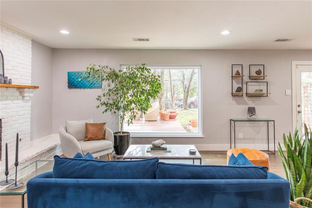 3906 Treeline Drive, Dallas, TX 75224 Main Photo