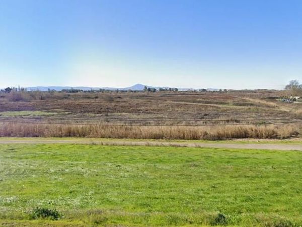 525 Brannan Isle, Isleton, CA 95641