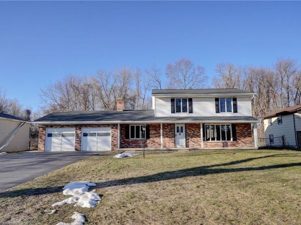 120 Lantern Lane, Rochester, NY 14623