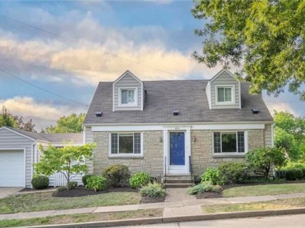 409 Sunset Dr, Mt. Lebanon, PA 15228