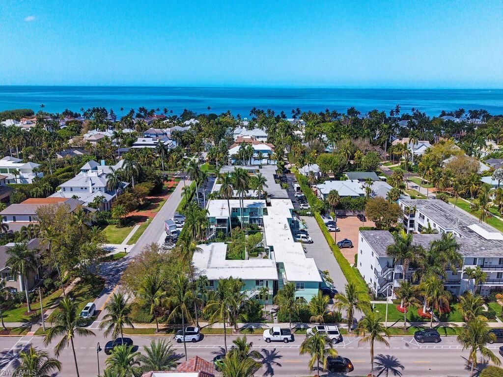 299 8th Ave S, Unit 299B, Naples, FL 34102 Photo