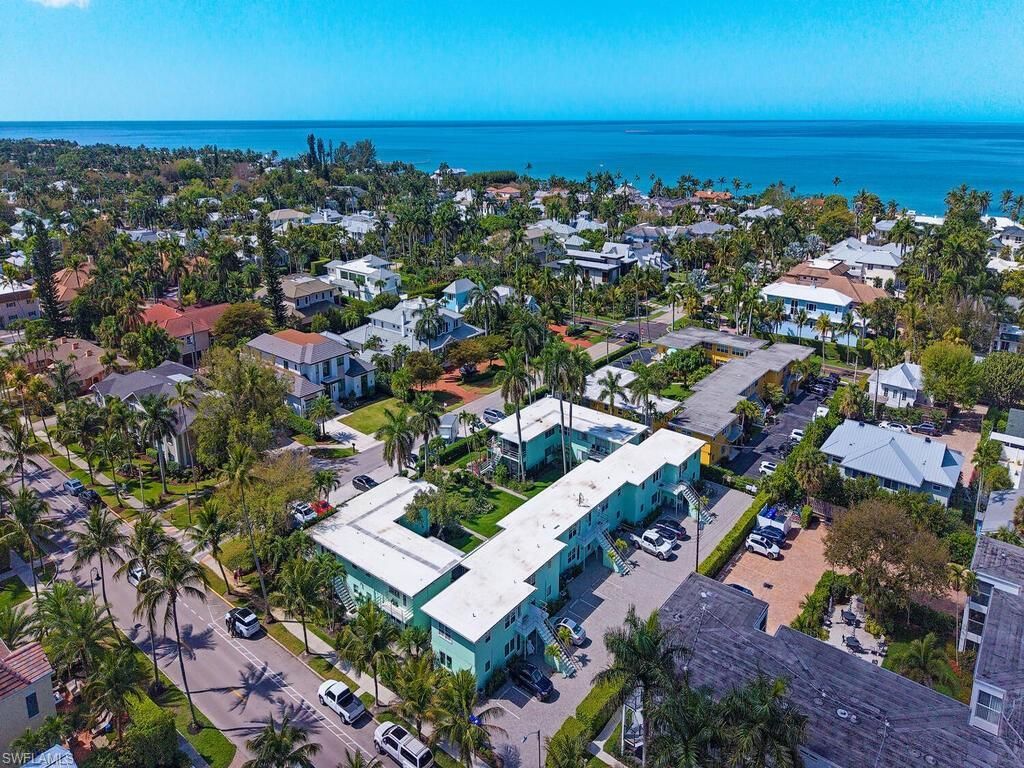 299 8th Ave S, Unit 299B, Naples, FL 34102 Photo