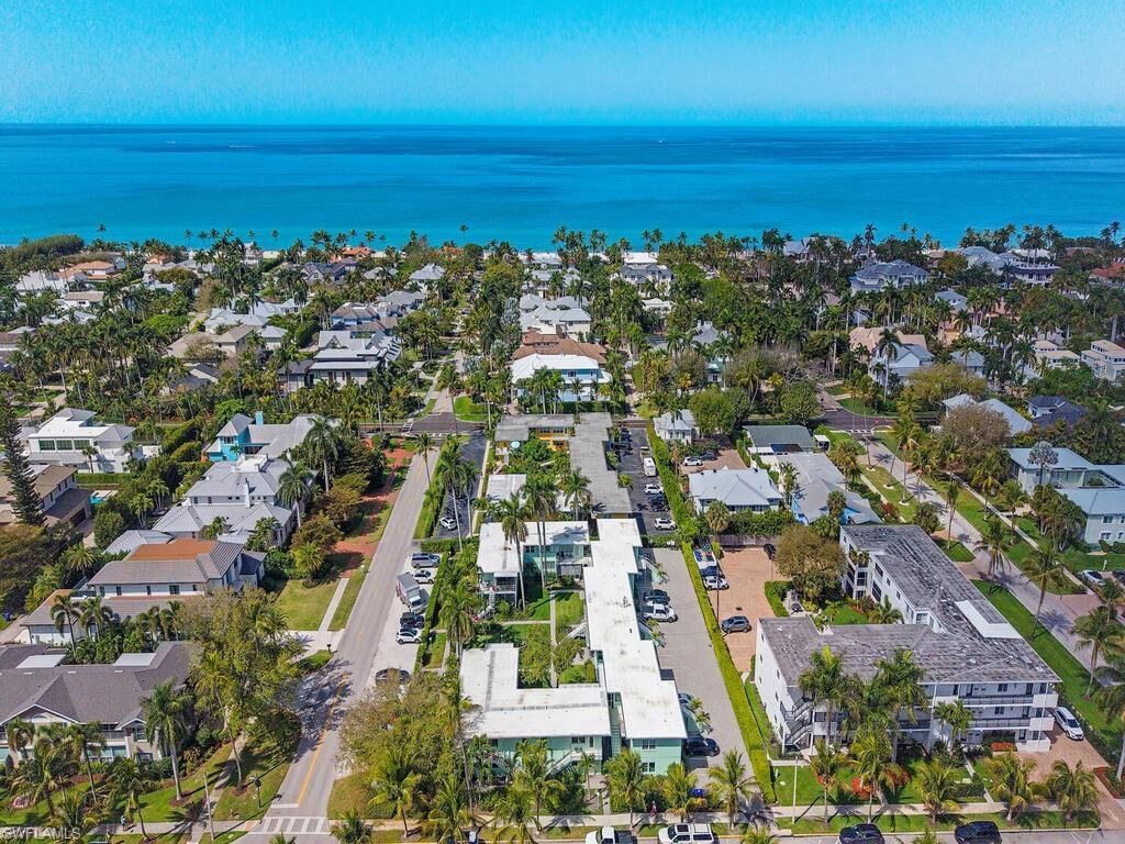 299 8th Ave S, Unit 299B, Naples, FL 34102 Photo