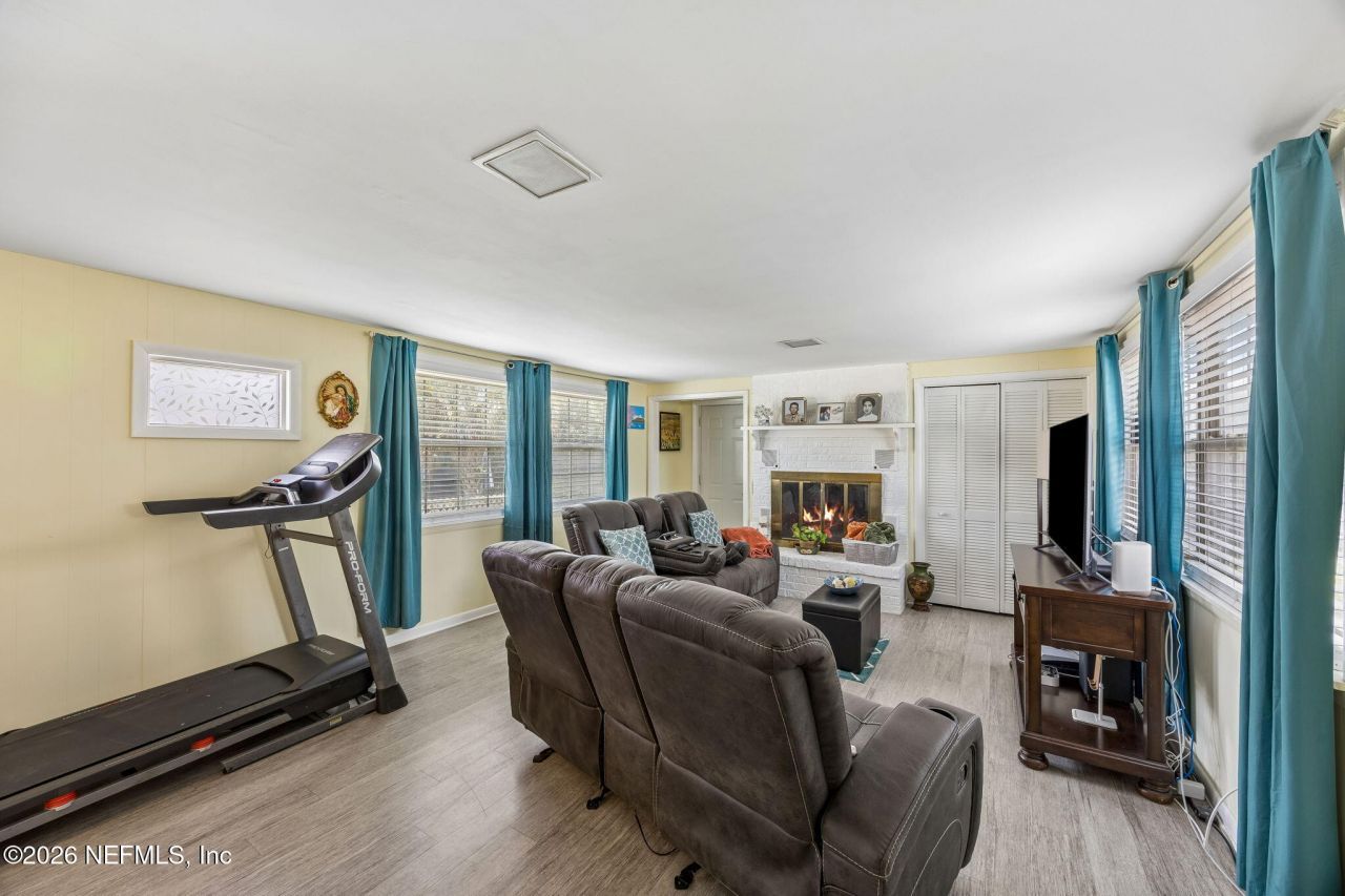 7022 Gaillardia Road S, Jacksonville, FL 32211 Photo