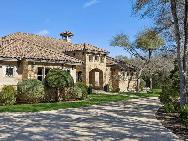 358 Mariposa Loop, New Braunfels, TX 78132